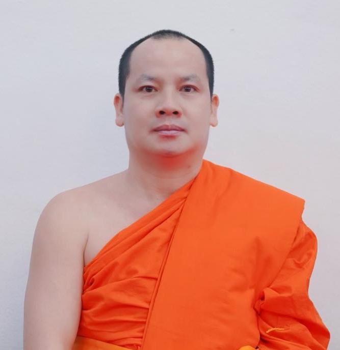 ພຣະອາຈານ ທອງຂາວ ທອງມະນີ